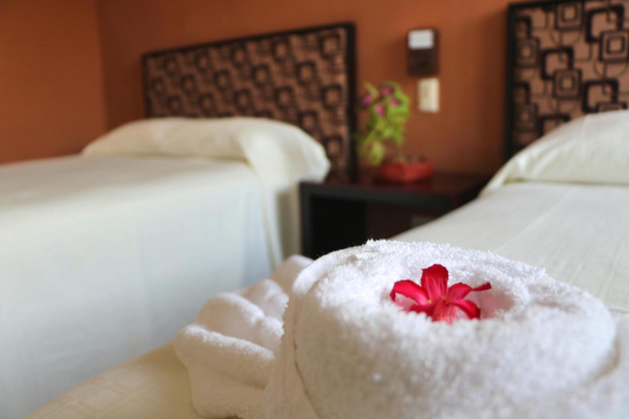 Hotel Casa Pellegrin Merida Luaran gambar