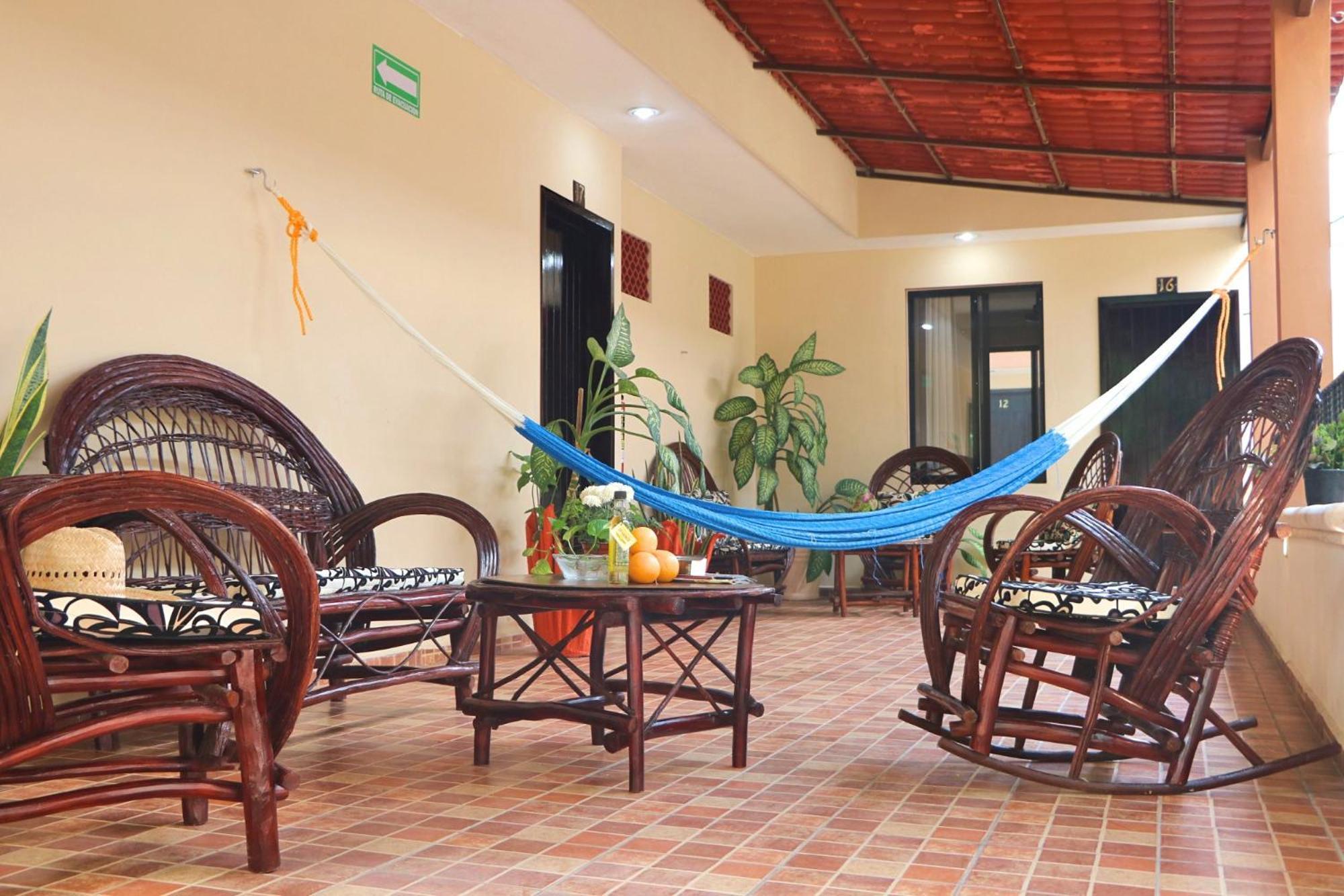 Hotel Casa Pellegrin Merida Luaran gambar